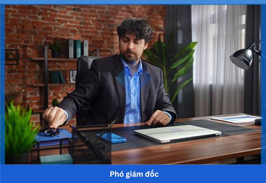 Phó giám đốc